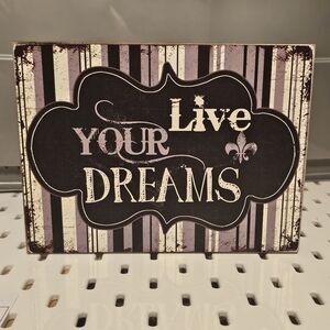 Live Your Dreams Wall Decor